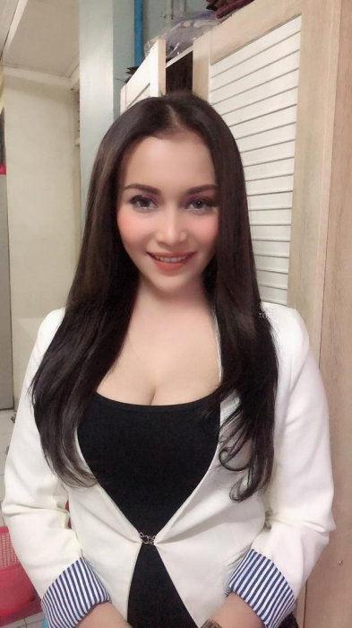 Jenny - photo 2