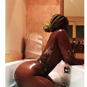 Ebony Escort Giselle - foto 2