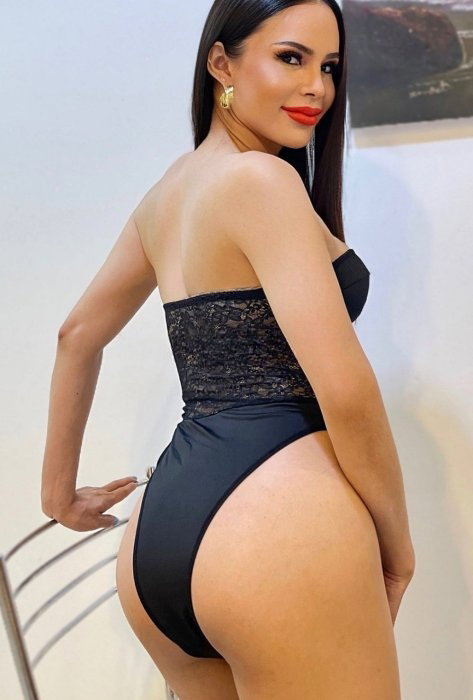 Pixie Shemale - photo 2