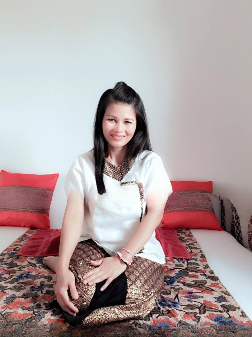 Am Rheinfall Hong Thai Massage Relaxing Body And Foots Massage Kein Sex - photo
