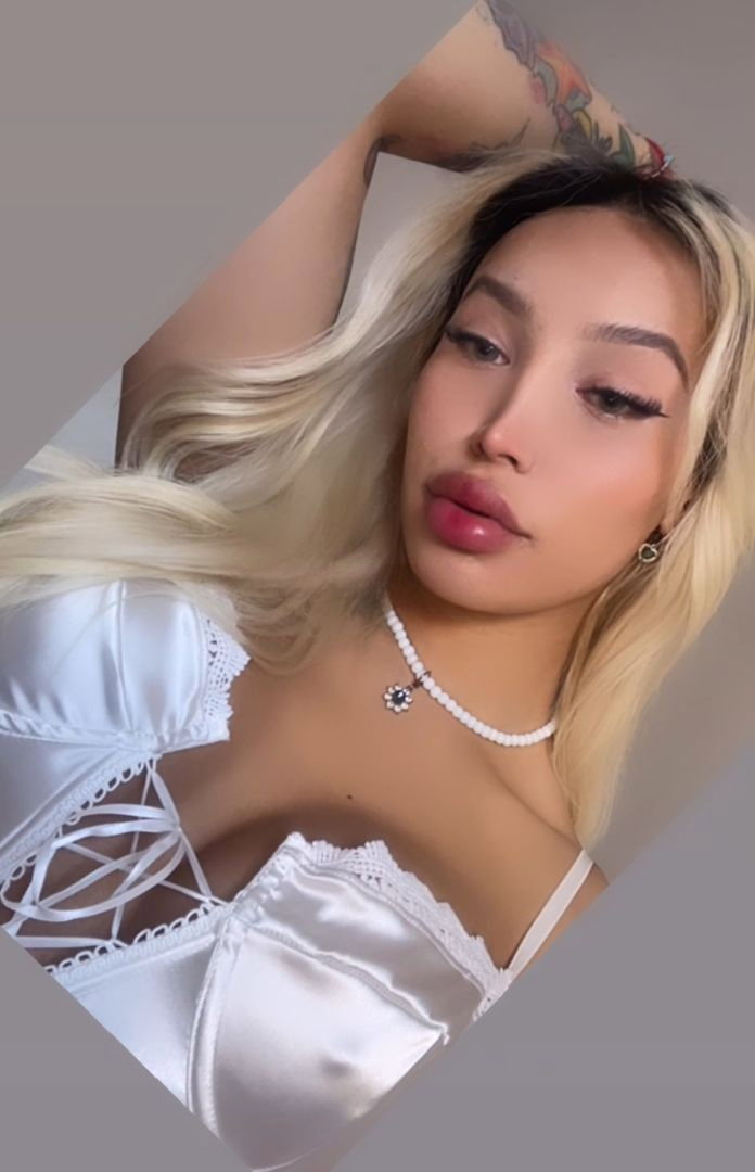 Violet Navarro - foto 19