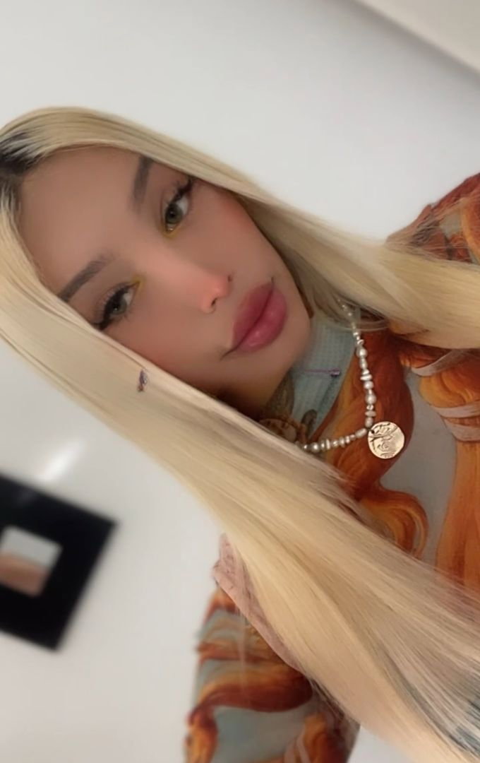Violet Navarro - foto 4