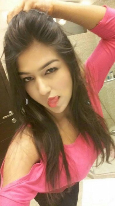 Mahnoor - photo