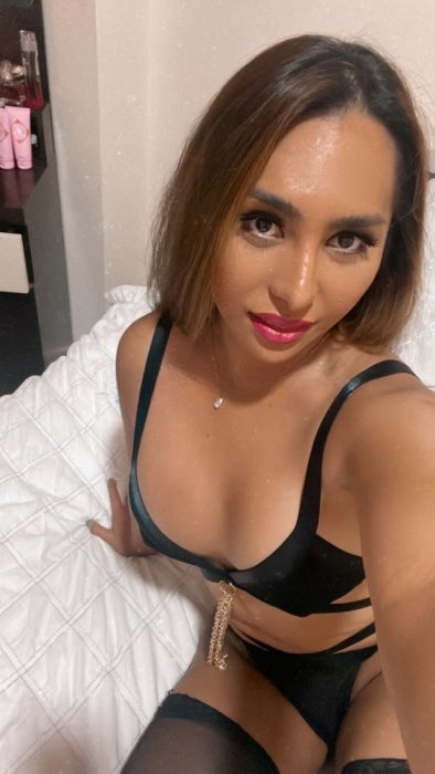Ladyboy Nam Ponce - foto 6