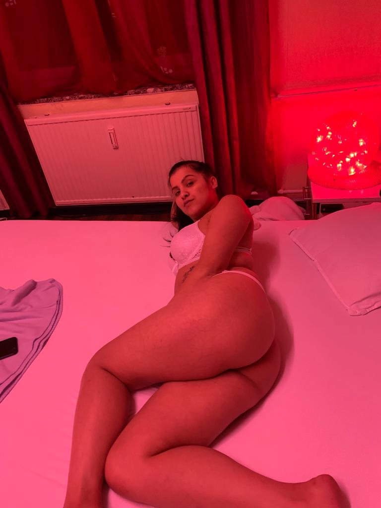 Zoe83 - photo