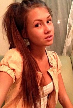 Elaine - photo