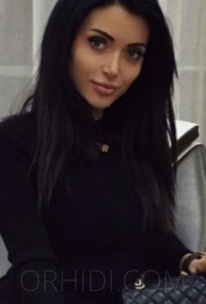 Vicky - photo