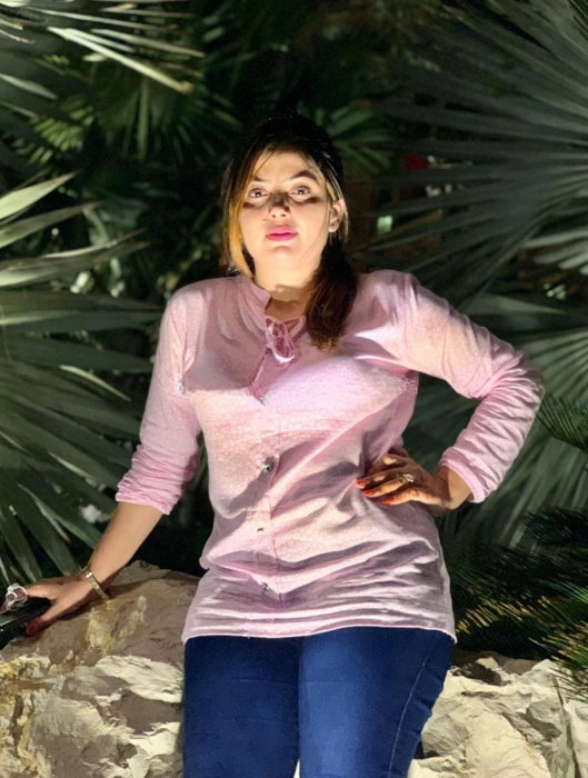 Arzo Khan - foto 9