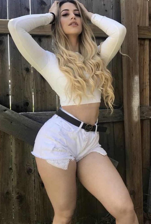 Eva - photo