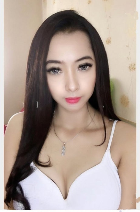 Arnia Putri - photo