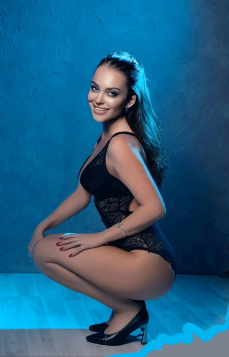 Holly - photo 5
