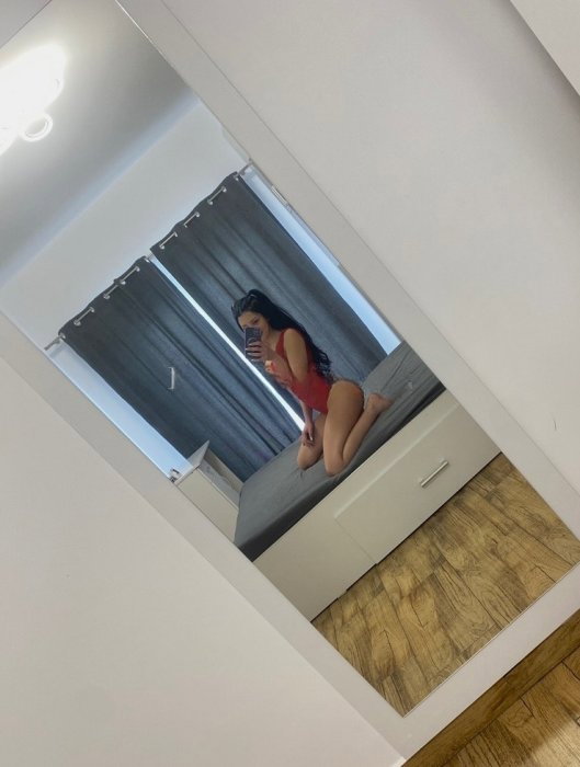 Giulia - photo
