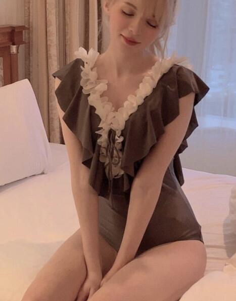 Diana - photo 91