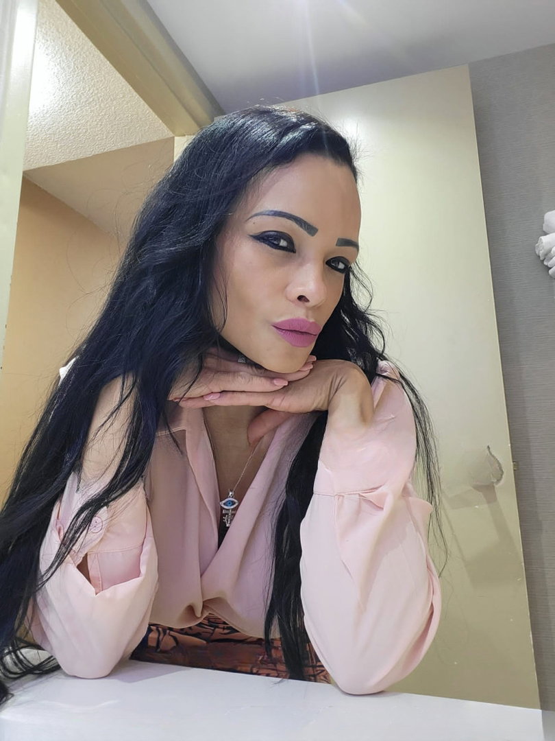 Nuru Oder Body To Body Massagen - photo