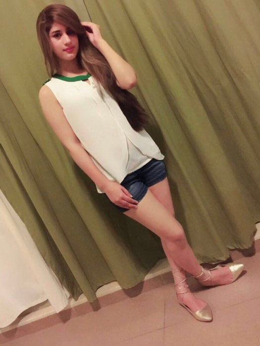 Priya - photo 3
