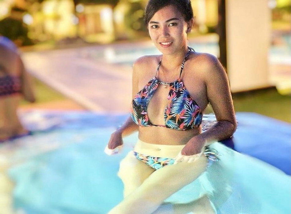 Louise Asian - photo