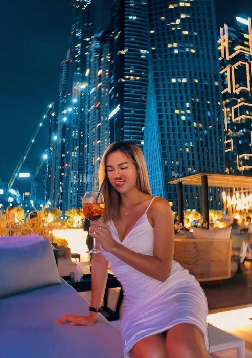 Louise Asian - photo 3