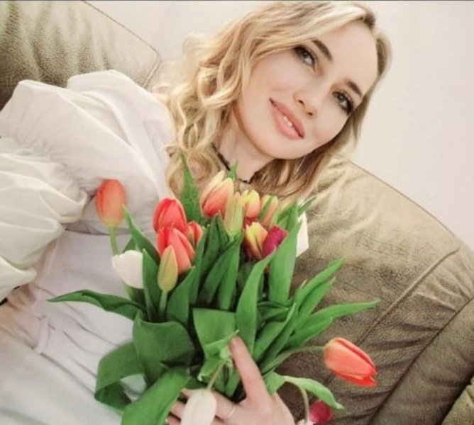 Laura - photo