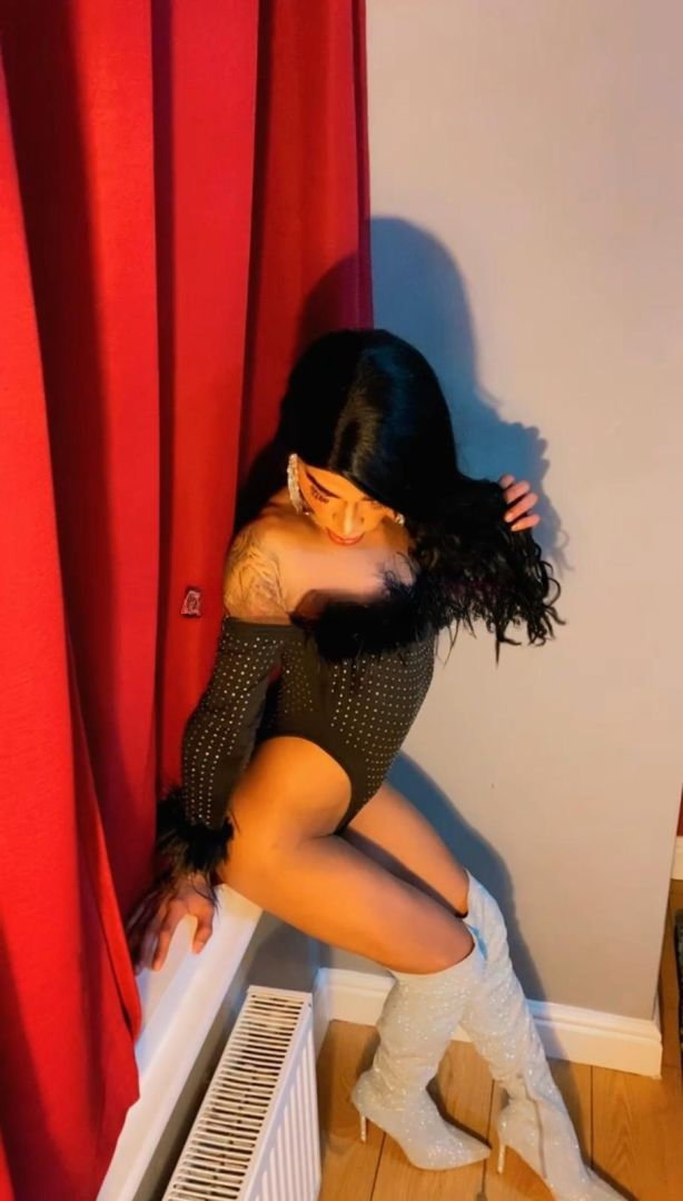 ARIANA LISS - foto 8
