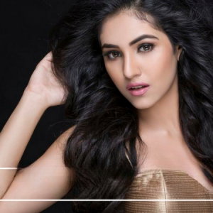 Model Nidhi - foto 7