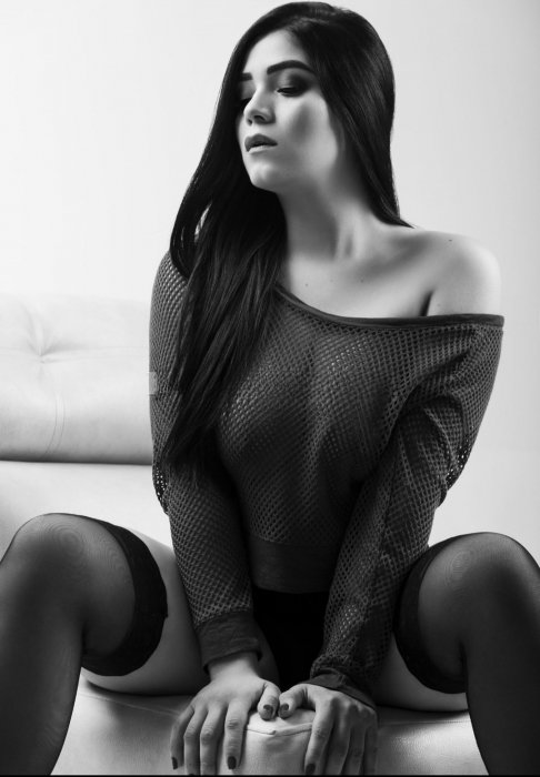 Megan - photo 3