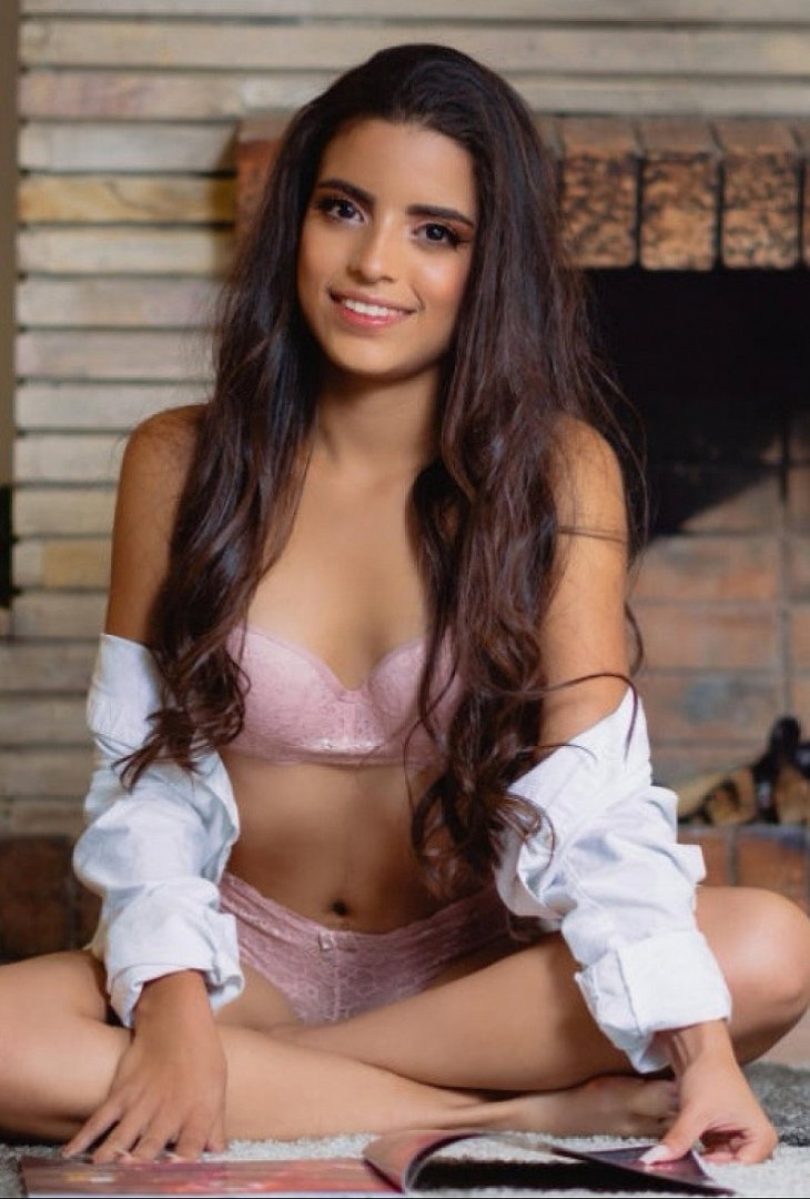 Ana - photo