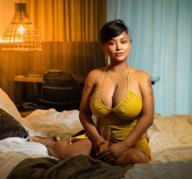 Mia Yakira - photo 11