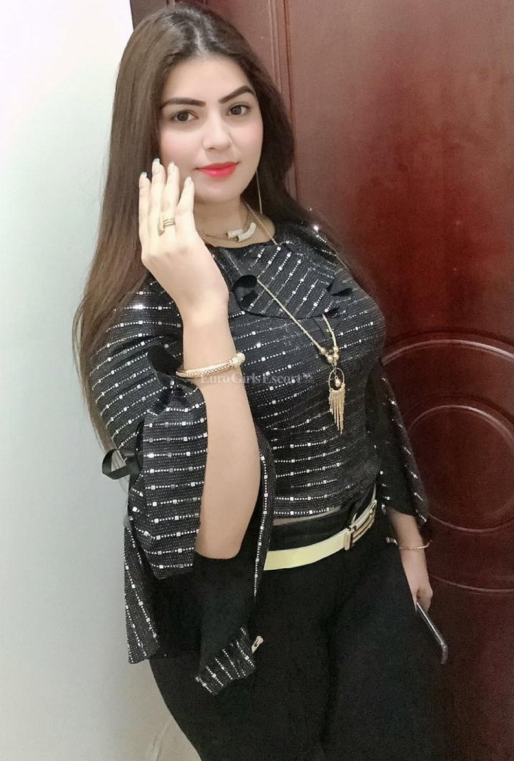 Himanshi - photo