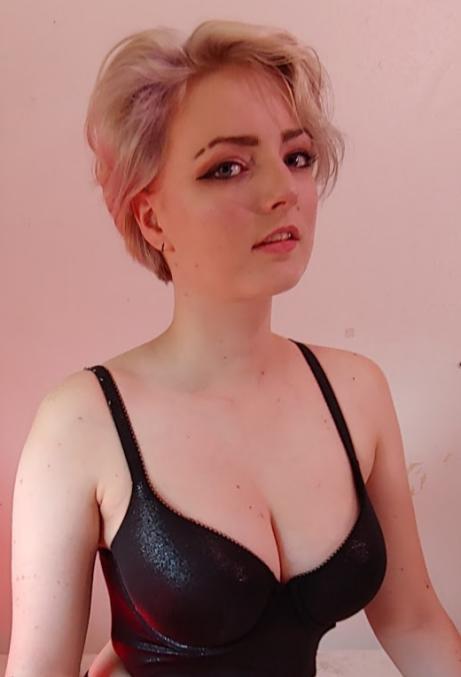 Sabrina - photo