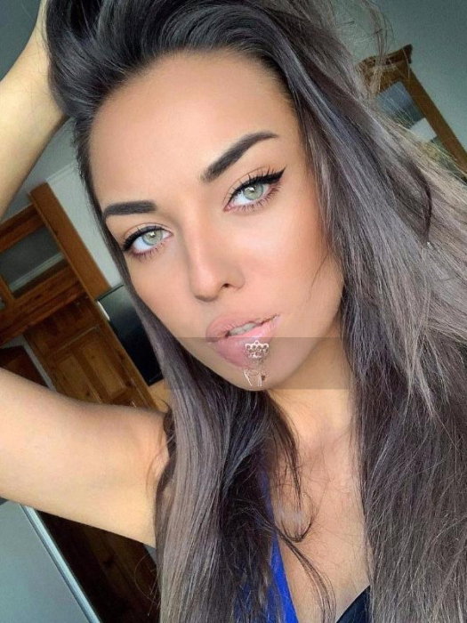 Karina - photo
