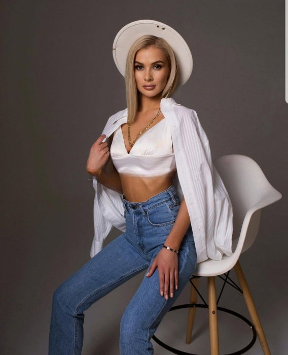 Karina - foto 4