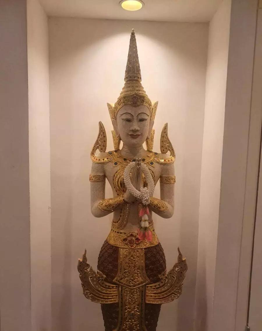 Erotische Thaise Massage Met Body To Body Massage - photo