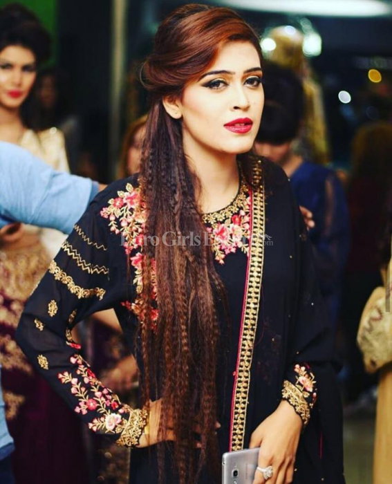 Sobia Khan - foto 6