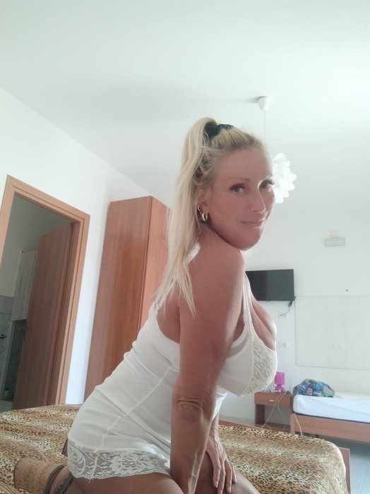 Masha Russa - photo
