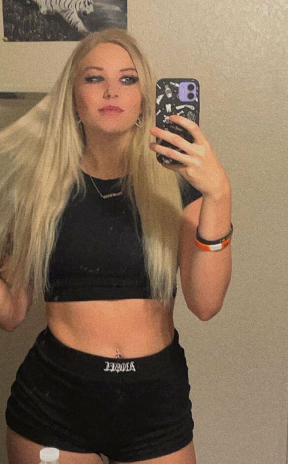 Vanesa - foto 175