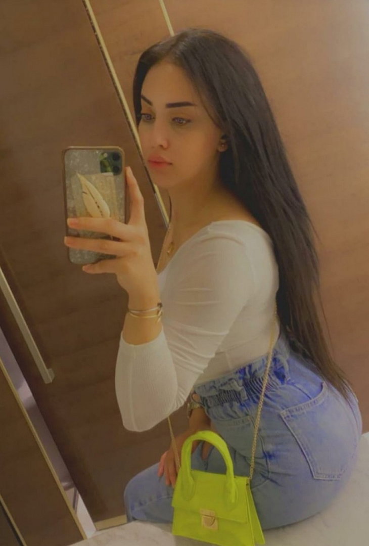 Yousra - foto