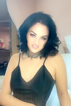 Tina Top - photo