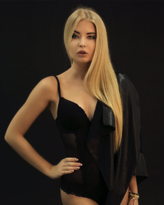 Courtney - foto 3