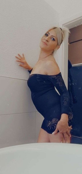 Neli18 - photo