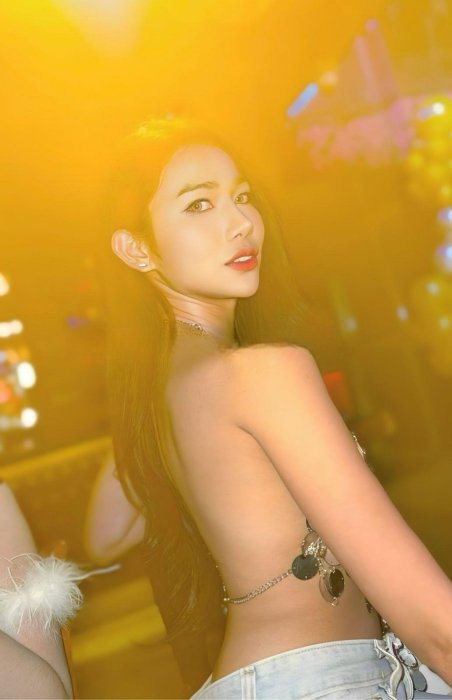 Ladyboy Mina - foto 3