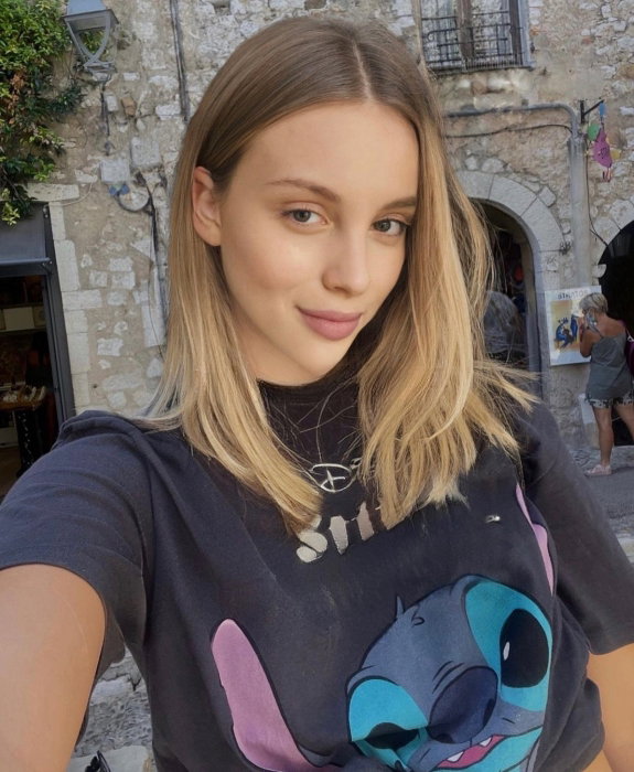 Julia - photo 2