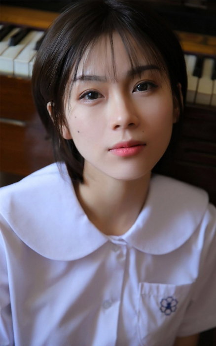 Young - foto
