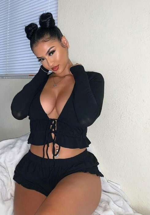 Sexy Bella - photo 3
