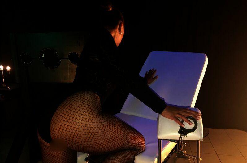 Lady Dana - photo
