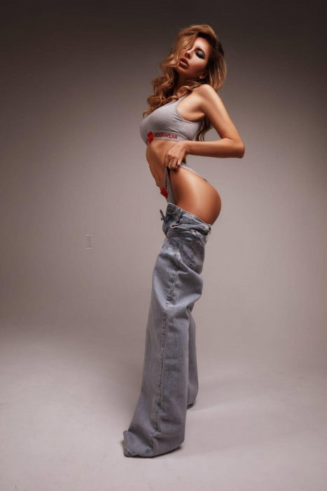 Mia - photo 11
