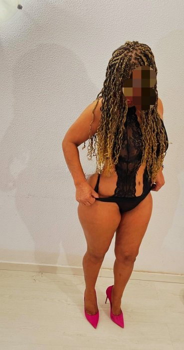 Dyana Dias - photo 4