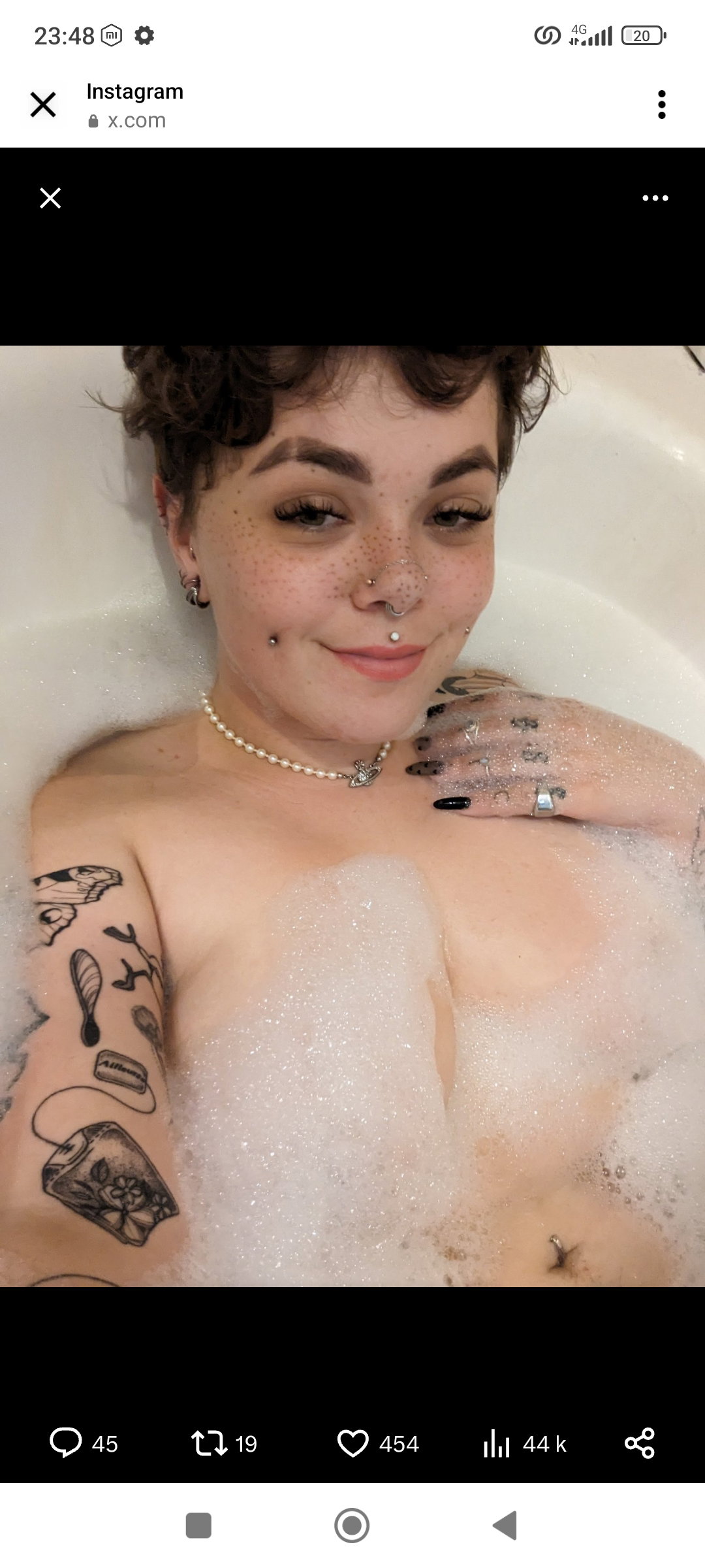 Christevie Claire - photo