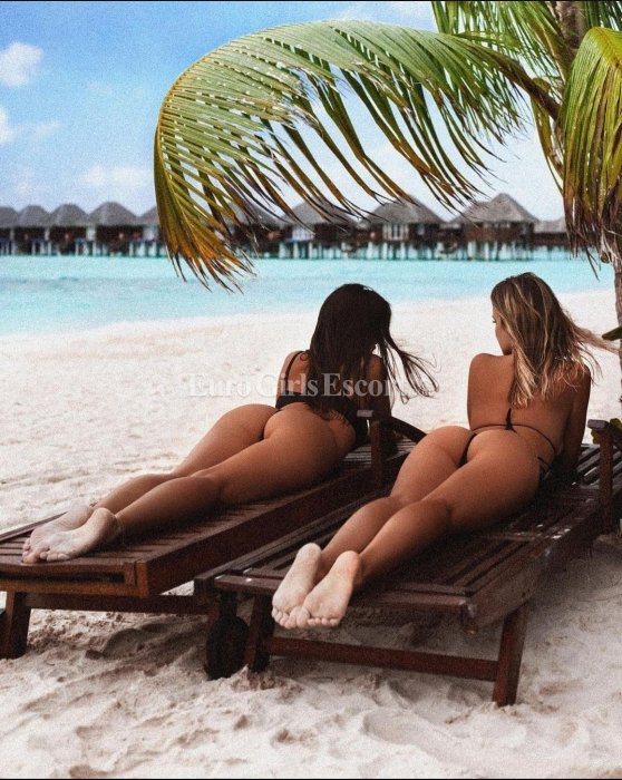 Tanya & Nastya "duo with girl" - photo