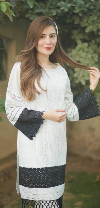 Naaz - photo