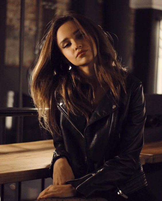 Anastasia - photo 2